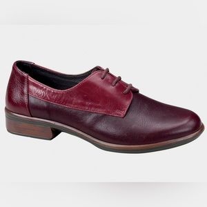 Naot Kedma Two-Toned Merlot Leather Oxfords, size 37